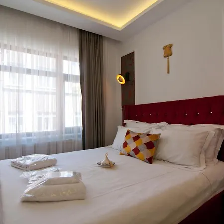 Blue Mosque 2 - Old Sultanahmet ホームステイ